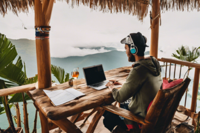 Work and Travel: Remote Jobs That Allow You to See the World